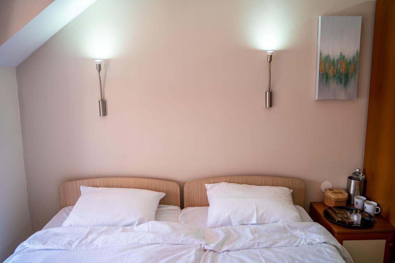 Sidera Aparthotel โอครีด ภายนอก รูปภาพ